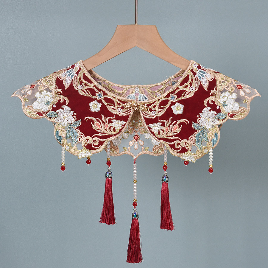 Beaded Red Cloud Collar, Chine - Beading 评论和价格